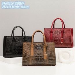 Whole ladies leathers bags elegant retro solid color leather handbags large-capacity fashion crocodile tote bag personality th274q