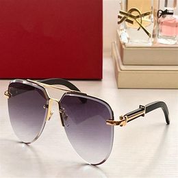 New 8200765 Men and Women Square Sunglasses Metal Frame Popular Retro Uv400 Lenses Top Quality Eye Protection Classic Style Gift B185I