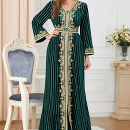 Ethnic Clothing Dubai Abaya Frauen Muslimisches Kleid Long-sleeve V-neck Slit Autumn And Winter Arabic Velvet Dress Muslim Women 3271