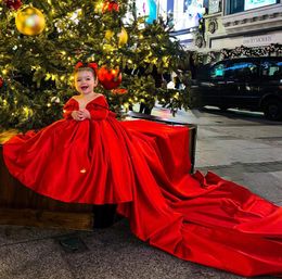 2024 Red Flower Girl Dress V-neck Long Sleeves Big Bow Satin Train Christmas Party Birthday Dresses Communion Children Girl Pageant Gowns