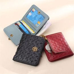 2021 Women short wallet Solid Colour Hasp Mini Wallets Women bags whole Credit Card Genuine leather Black red grey Q3030249E
