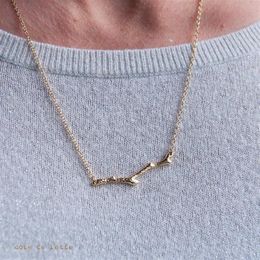 10pcs lucky Elk antlers Tree Branch Necklace Nature Woodland Twig Necklaces Simple Olive Bar Necklace Botanical Limb Necklace jewe285D