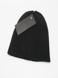 Luxury Knitted Hat Men Designer Beanie Cap Ski Hats Mask Mens Winter Skull Caps Unisex Outdoor Fashion High Quality2858622