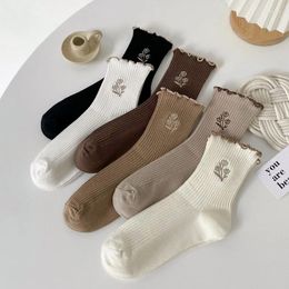 Women Socks Korean Fashion Cute Little Embroidery Flower Mullein Lace Cotton Breathable Casual Girls Sweet Tube