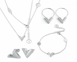 Europe America Style Jewellery Sets Lady Women Titanium Steel Engraved V Initials Charm Pendant Essential V Necklace Bracelet Earrin8248626