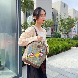 Brand 22SS Womens Backpack Fashion Western Style schoolbag Students men Shoulder Bag294c