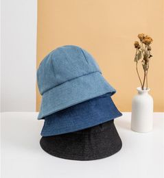 Female Big s TimeLimited Fashion Designers Hats Autumn And Winter Men Korean Sunscreen Sunbonnet Bucket Hat Antique Finish Vi9176142