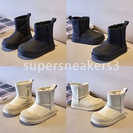 2023 designer kid Australia Warm Boots Mini Half Snow Boot Ankle Classic Winter Full Fur Fluffy Satin Kids Booties