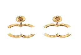 2021 Fashion style drop Earring smooth in 18K Gold plated words shape for Women wedding jewelry gift With box5079079