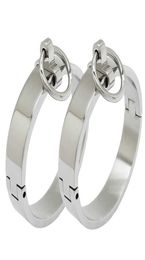 Polished Stainless Steel Lockable Slave Wrist and Ankle Cuffs Bondage Restraints Bracelet with Removable o Ring Q07171883290