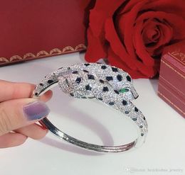 Double leopard head Personality domineering Women039s Bracelet Seiko Luxurious Dance Bracelet Giving gifts Le3901361