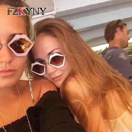 Sunglasses FZKYNY Women Lovely Lips Shape Ladies Elegant Brand Designer Personality Sex Red Sun Glasses Coating Mirror Eyewear215C