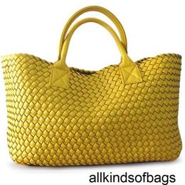 Ins Venetaabottegas Handbag Woven Tote Large Bag Trendy Leisure Star Same Style Vegetable Basket Countryside Style Soft cy