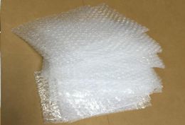 100pcs small Padded Ship Bags Shockproof Packaging Material Padded Shockproof Post pouch bubble bag Wrap packaging Bag2681732