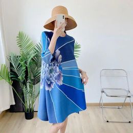 Casual Dresses Summer Dress For Women Slim And Stylish Round Neck Three-piece Sleeve Pleated Print Loose