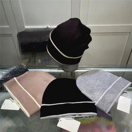 Autumn Winter Letter Knitted Hats for Women Men Beanie Womens Soft Warm Hat Mens Fashion Street Cap Woman Beanies Man Skull Caps