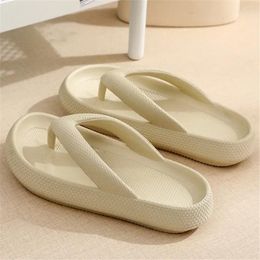 Sandals Light Beach Shoes Men Summer Men's Women's Outdoor Mens Casual Anti-slip Flip Flops Male Comfort Man Garden