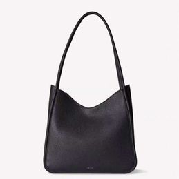 The same Park Chae-young Row Armpit bag fashion fallow Symmetric Tote leather shoulder commuter