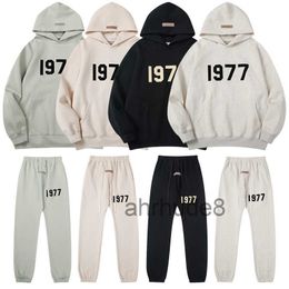 8 Colors Hoodies Top Quality Fog Essentials 1977 Hoodie Mens Sweatshirt Womens Pullovers Hip Hop Tracksuit Oversized Jumper Warm Hoody Highend Ladys Asi