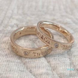 2021 luxurys designers couple ring with clear lettering fine workmanship full personality engagement jewelry box gold and silv270j