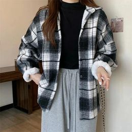 Women's Blouses Velvet Thickening Outer Wear Warm Peplum Shirt Women Korean Plaid Autumn Winter Fashion 2023