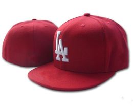 Whole 2020 New Men039s LA On Field Style Baseball Fitted Hats Sport Team Logo Embroidered Full Closed Caps Out Door Fashion5468857