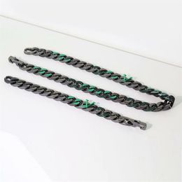 Europe America Men Black-colour Metal Engraved V Initials Green Enamel Setting Diamond 2054 Chain Links Necklace Bracelet Jewellery 223H