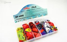 Lots of 600pcs Alice Smooth Nylon Acoustic Electric Guitar Picks Plectrums With Original Box2705615