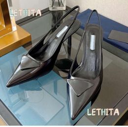 2023 Designer Sandals Pointed High Heel Single Shoes P Triangle 3.5cm 7.5cm Kitten Heels Sandal for Women Black White Pink Blue Wedding Shoes with Dust Bag 35-40 no box333