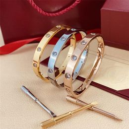 Diamond bangle bracelet for women Lover men bracelets personalised screw bracelet designer luxury Jewellery titanium steel gold-plat289D