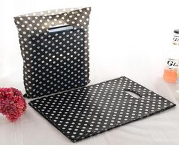 Black White Dot Plastic Gift Bags wraps With Handles Packaging For Mini Jewellery Whole7579335