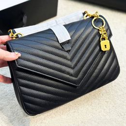 New Designer Envelope Handbag Shoulder Messenger Bag Black calfskin Classic diagonal quilted chain Double flap Medium Cross Body 01