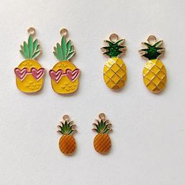 Pendant Necklaces 10PCS Mini Cartoon Pineapple Love Alloy Fashion Charm DIY Necklace Earrings Bracelet Dangle Decoration Accessories