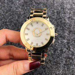 Fashion Brand Watches women Girl Big letters style Metal steel band Quartz Wrist Watch P42305D