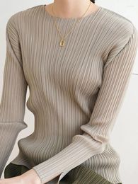 Women's T Shirts DUOSHA Designer Elegant Pleated T-shirt For Women Round Neck Solid Slim Tops Casual Female Clothing 2023 Spring 2YA787