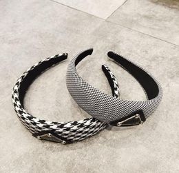 European and American style new houndstooth English alphabet sponge headband net red with the same paragraph wash headband hair ac7200687