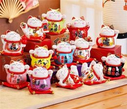 Cartoon Mini Ceramic Ornament Cute Fat Happy Lucky Cat Waving Hand Maneki Neko Piggy Bank For Home Decor Toy Gift 11yl BB4455822