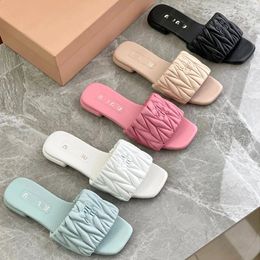 Miui Slippers Fashion Miui High Heels Elegant Sandal Woman Shoes Low Heeled Slippers White Pink Yellow Formal Shoes Designer slippers