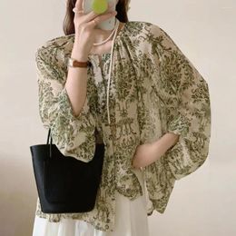 Women's Blouses V-neck Elegant Women Shirt Lantern Sleeve Loose Casual Retro Cotton Green Oil Painting Lady Female Blusas Clothing