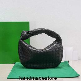 Venetaabottegaa Woven Handbag 2023 Jodie Autumn/winter Medium Genuine Leather Bag Sheepskin Knot Bag Underarm Bag Fashion Versatile Women Dumpling Bags