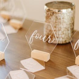 Party Decoration Wedding Acrylic Hexagon Script Table Numbers Wooden Stand Natural Classic Event Decor Centrepiece Place Card280s