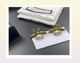 Quality Women Double Letter Earrings Hip Hop Stud Bee 18K Gold Brand Studs Rock Punk Round Wedding Gift Whole Fashion Earring4563231