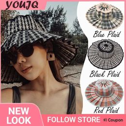 Wide Brim Hats Bucket Hats Summer Foldable Pleated Women Sun Hats Casual Top Sunscreen Lorna Style Straw Hat Outdoor Beach Shade Straps Adult Lady Caps 231211