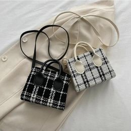 Evening Bags Women Mini Handbag Ladies Pouch Fashion Cheque Pattern Shoulder Bag Crossbody Messanger Lightweight Simple Elegant Tote