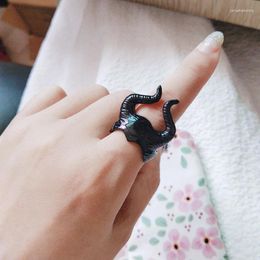 Cluster Rings Vintage Punk Black Witch For Women Party Hip Hop Animal Horns Shape Personality Unisex Rock Jewelry