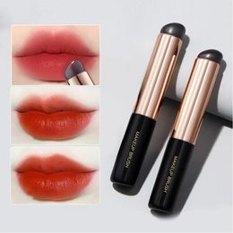 Makeup Brushes Silicone Lip Brush Angled Concealer Tool Portable Round Head Like Fingertips Q Soft Lipstick 231211