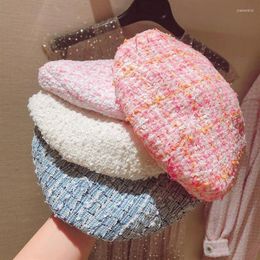 Berets 5 Colour 2022 Fashion Women's Elegant Plaid Tweed Beret Female Hat Spring Autumn All Match Hats Pink Blue White Y276234o