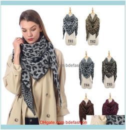 Hats Scarves Gloves Aessorieswoman Leopard Triangle Oversize Winter Warm Tassel Scarf Fashion Large Long Shawl Wraps Pashmina Bl6828305
