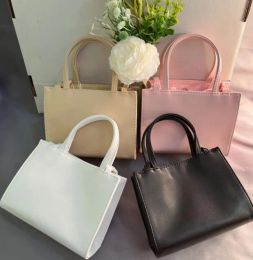 Designer bag the tote Bag large tote bag Soft Leather Multiple Colours Mini Handbag Crossbody Luxury Tote Fashion Shopping Black Pink White Purse Satchels Bag 3 size