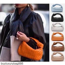 Womens Luxury Bags Botteg Venetas Leather Top Hadle Bag The Newest Cowhide Leather Knot Bag Weave Real Leather Handmade Sling Bags Large Capacity Shopper Bags Lu HB7L